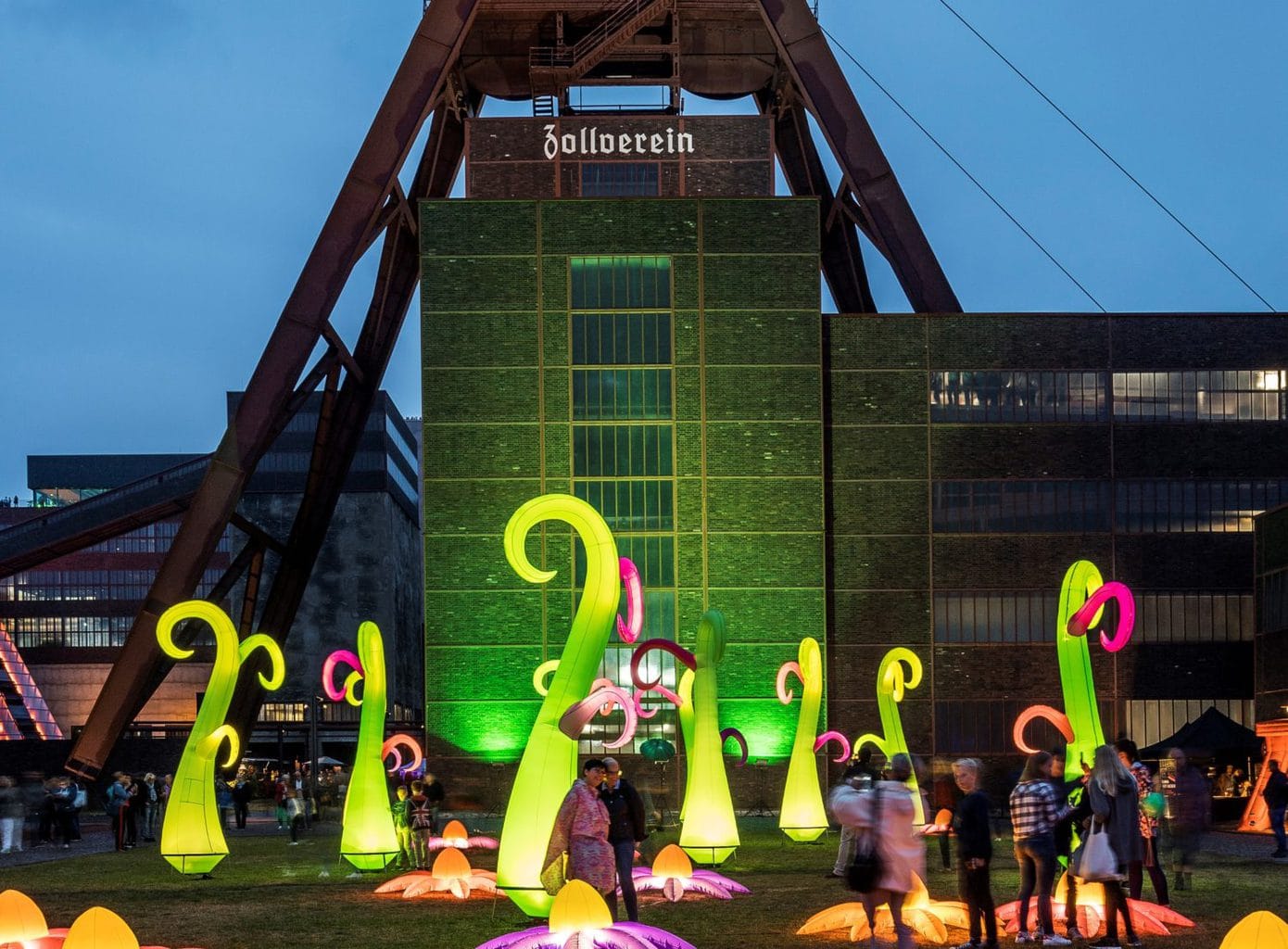 Er zijn altijd leuke tentoonstellingen of installaties te zien rond Zeche Zollverein
