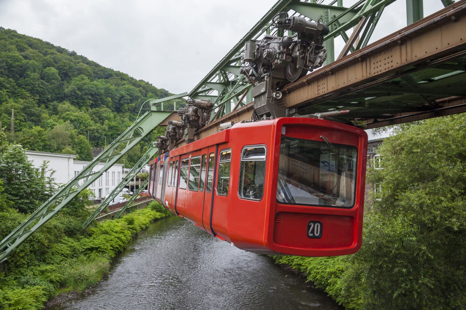 De zwevende kabelbaan in Wuppertal