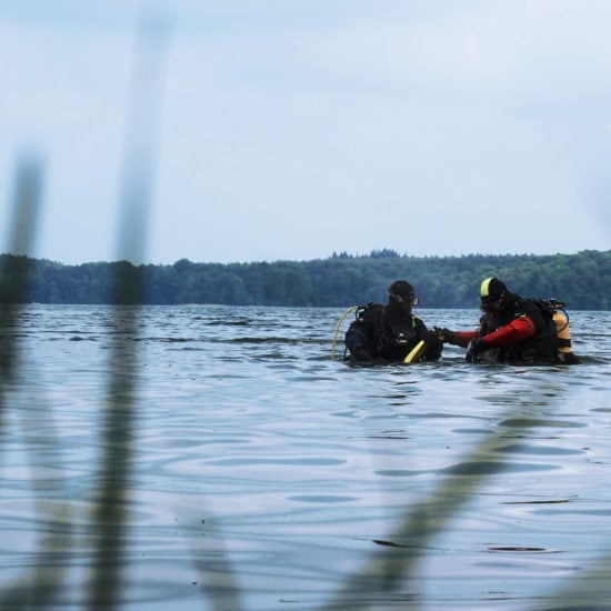 Duik in het Stechlinmeer