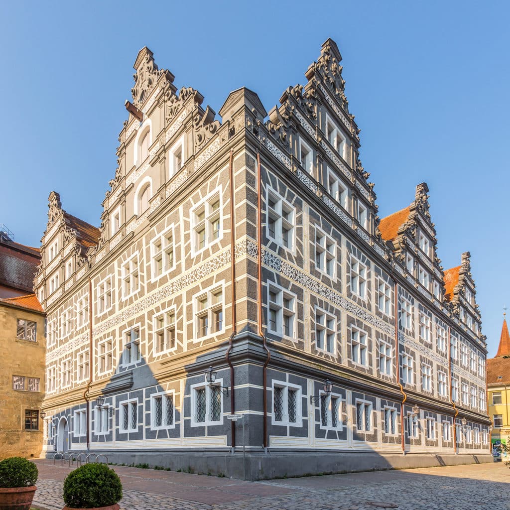 Historisch huis in de binnenstad van Ansbach in Beieren