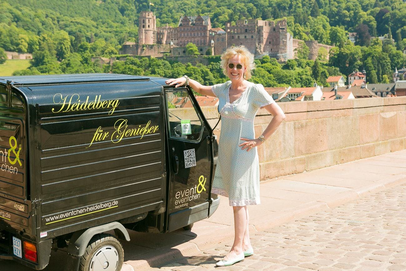 Susanne Kahlig is food-specialiste in Heidelberg met auto en kasteel