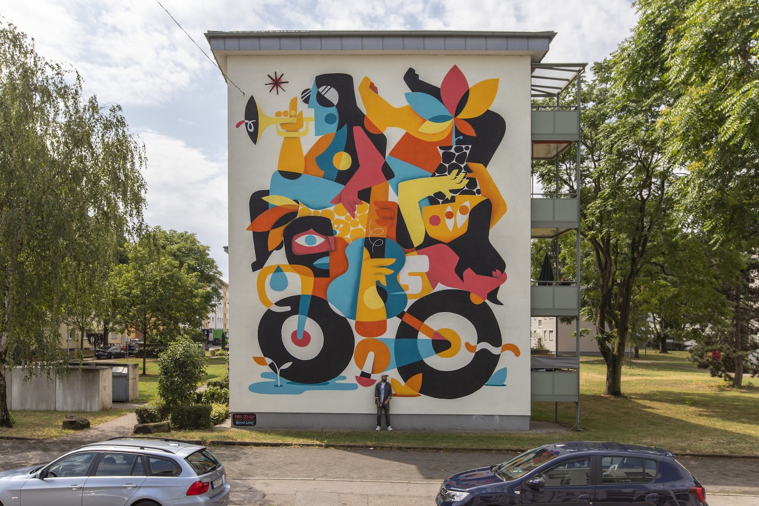 Openluchtkunst of terwijl street art van Ruben Sanchez in Mannheim
