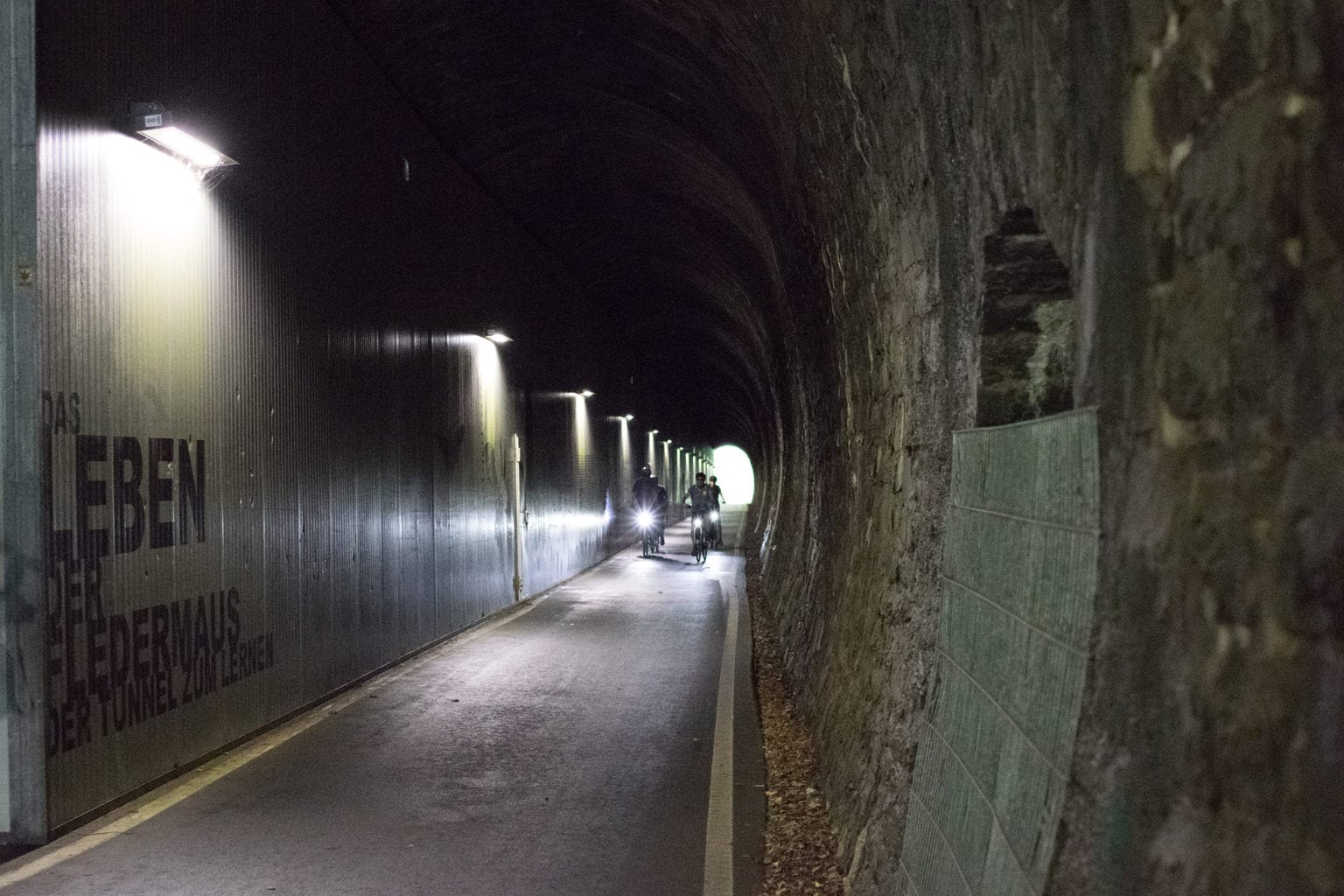 Ook tunnels behoren tot het trajekt van de Bergische Panoramaradweg