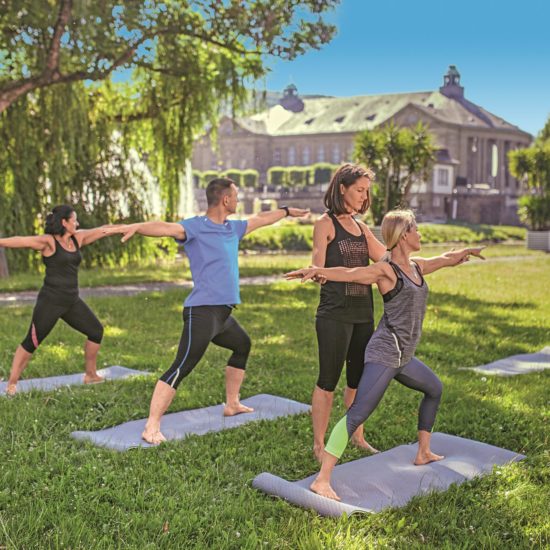 Yoga voor vrouwen en mannen in Hotel Fontana in Bad Kissingen