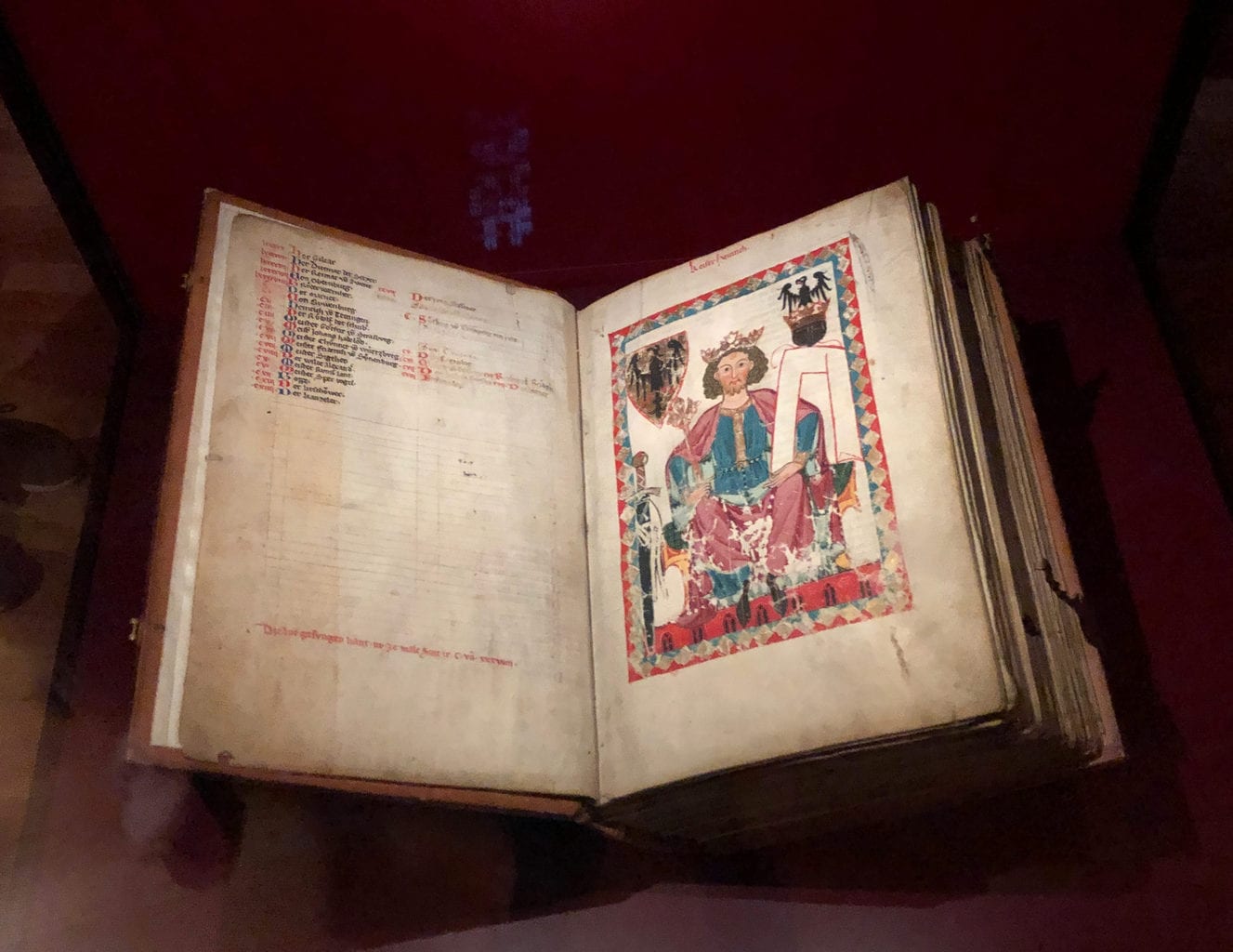 Middeleeuws handschrift uit Heidelberg in het Landesmuseum van Mainz