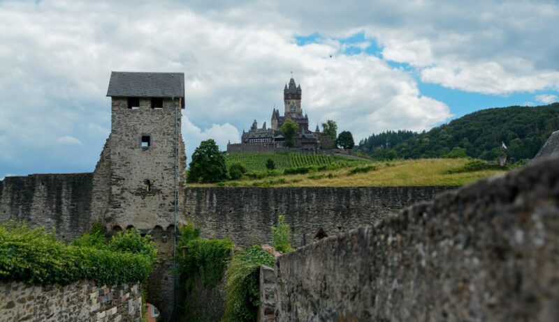 De Rijksburcht Cochem vanuit het bovenste gedeelte van het stadje