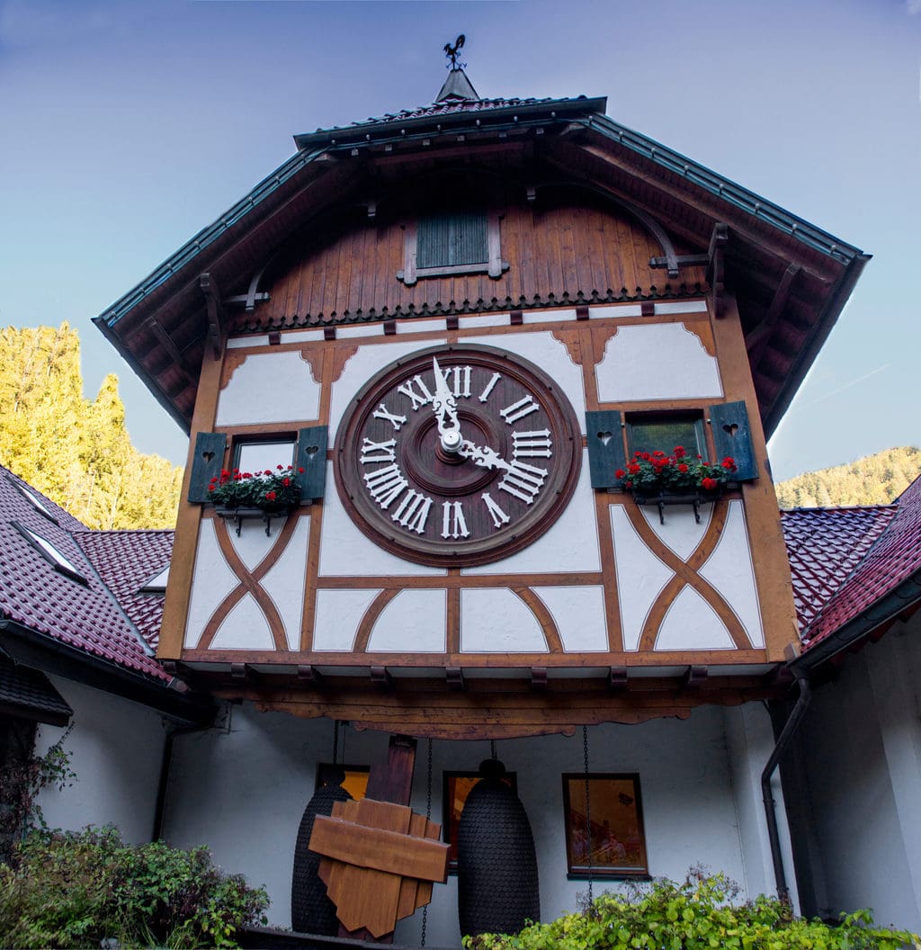 De grootste Koekoksklok ter wereld is een van de unieke Duitse records