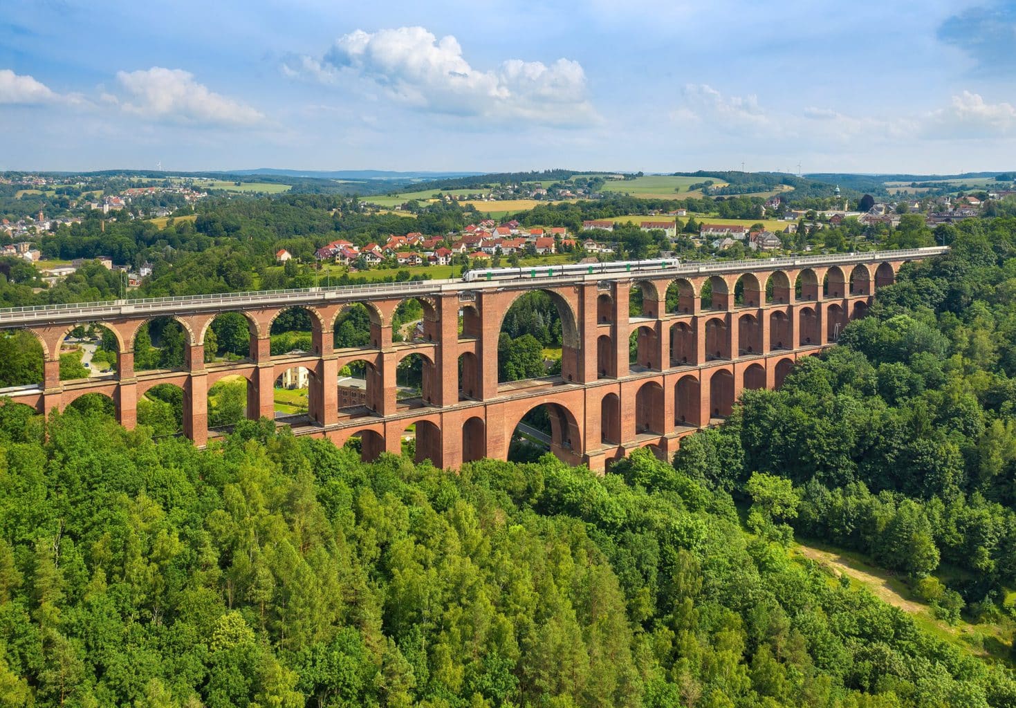 De Göltzschtalbrücke is een van de mooiste bruggen in Saksen en misschien wel in de hele wereld