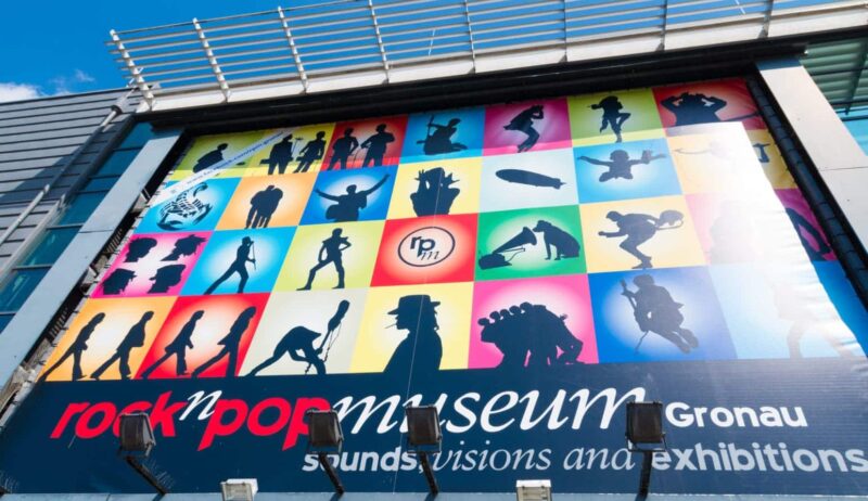 Het Rock'n'Pop-Museum in Gronau van buiten
