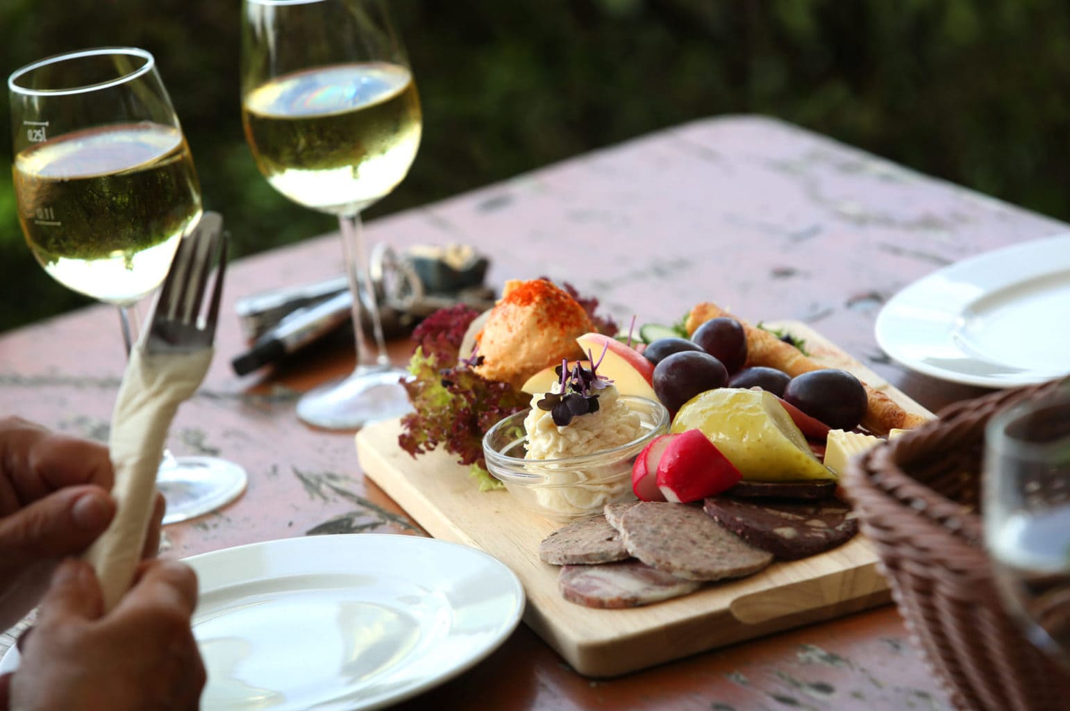 Culinaire specialiteiten behoren tot het leven in de Fränkische wijndorpjes