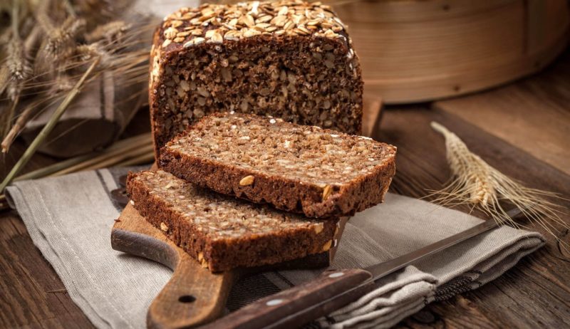 Gesneden Schwarzbrot