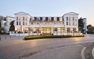 Gevel van het Strandhotel Zingst in Mecklenburg-Vorpommern, Duitsland