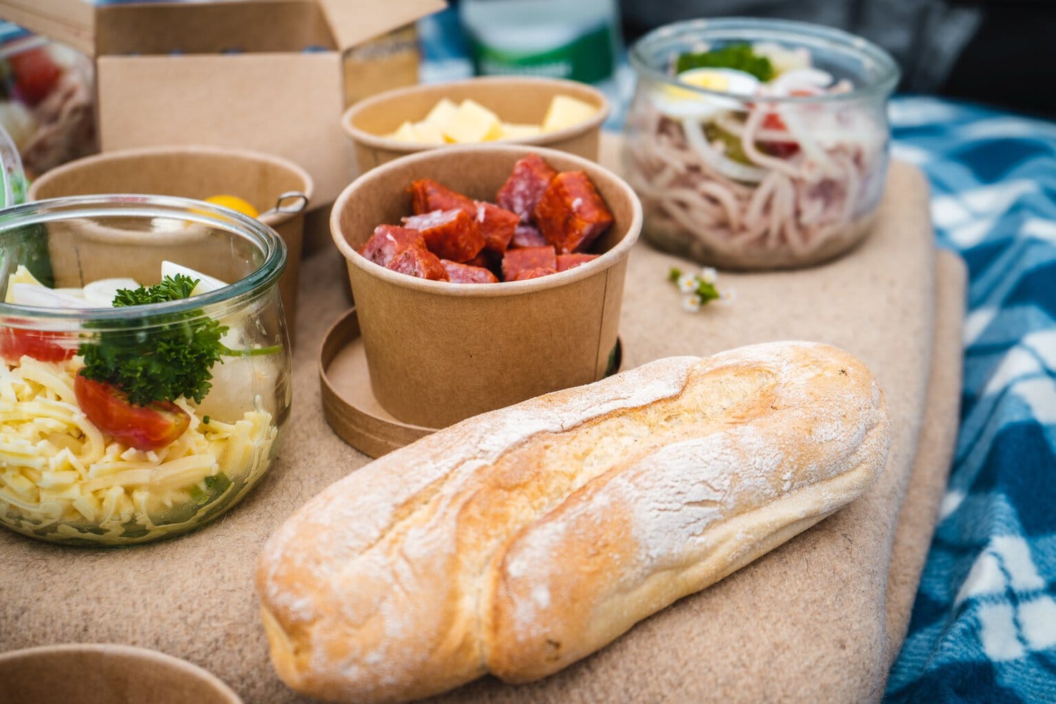 Picknicken in Lenzkirch-Kappel in de zomer in het Zwarte Woud