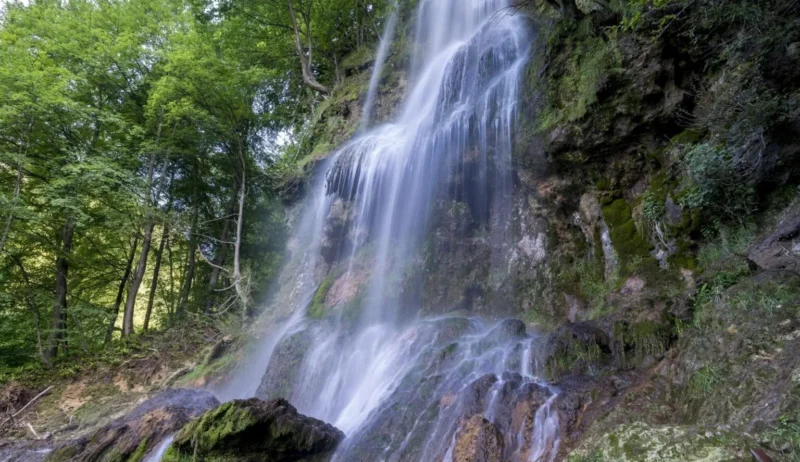 Uracher waterval in Baden-Württemberg, Duitsland