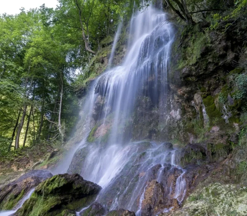 Uracher waterval in Baden-Württemberg, Duitsland