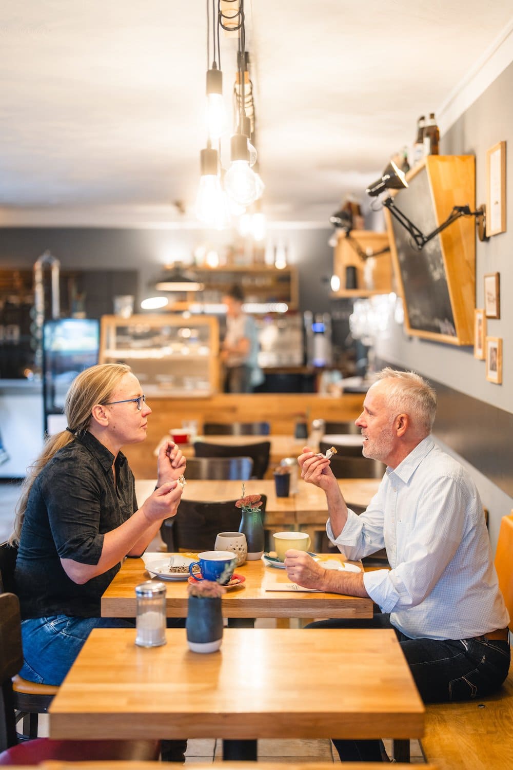 En tot slot komt het plezier. Koffiespecialiteiten, zelfgebakken taarten en uitstekend eten. I Foto: TMV/Gross