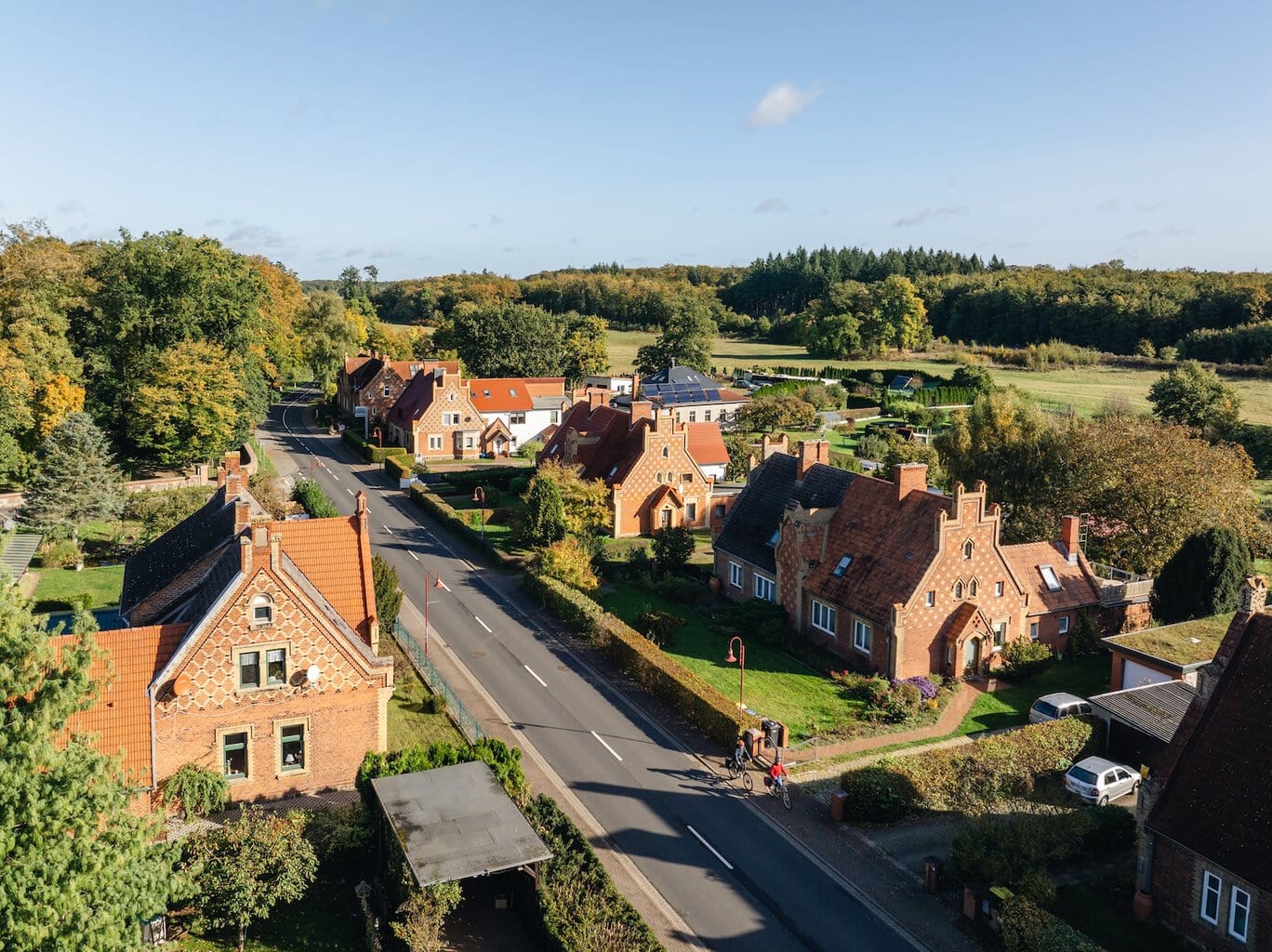 Kasteel Raben Steinfeld, gebouwd in 1881 in neorenaissancestijl, ligt aan het meer van Schwerin in Mecklenburg-Vorpommern. I Foto: TMV/Gross