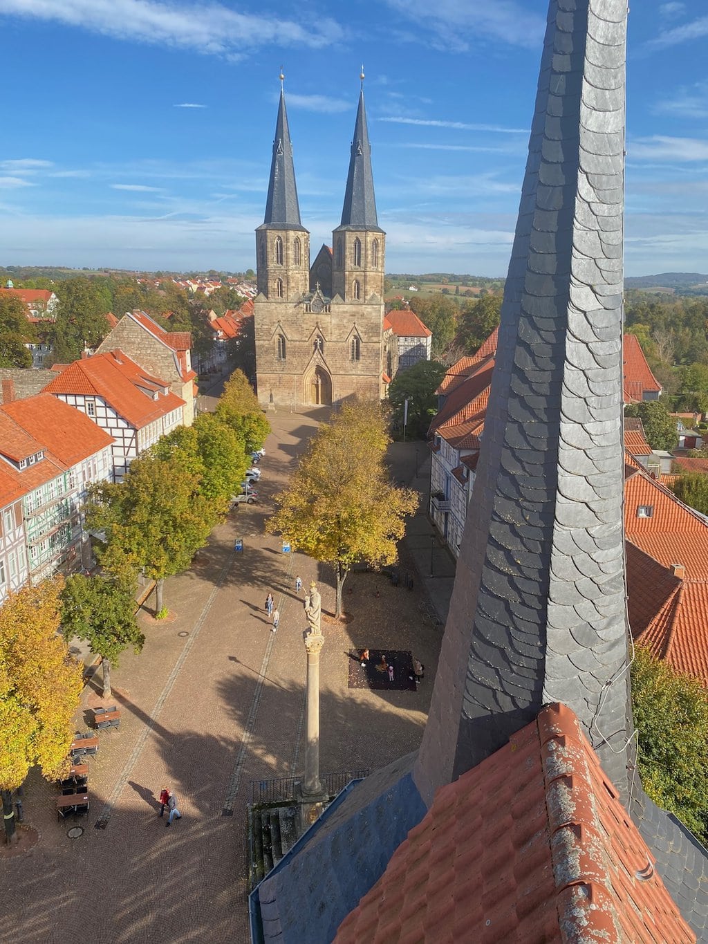 kerk in Duderstadt, Nedersaksen naar Göttingen, Duitsland