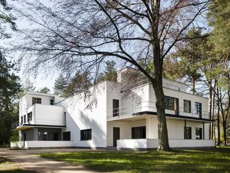 Meesterwoning in de stijl van Bauhaus architectuur in Dessau, Saksen-Anhalt, Duitsland.