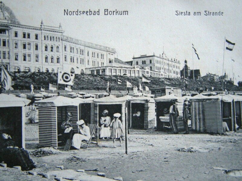 Oude ansichtkaart van het Strand in de Noordzeebadplaats Borkum, en eiland in de Noordzee, Nedersaksen, Duitsland