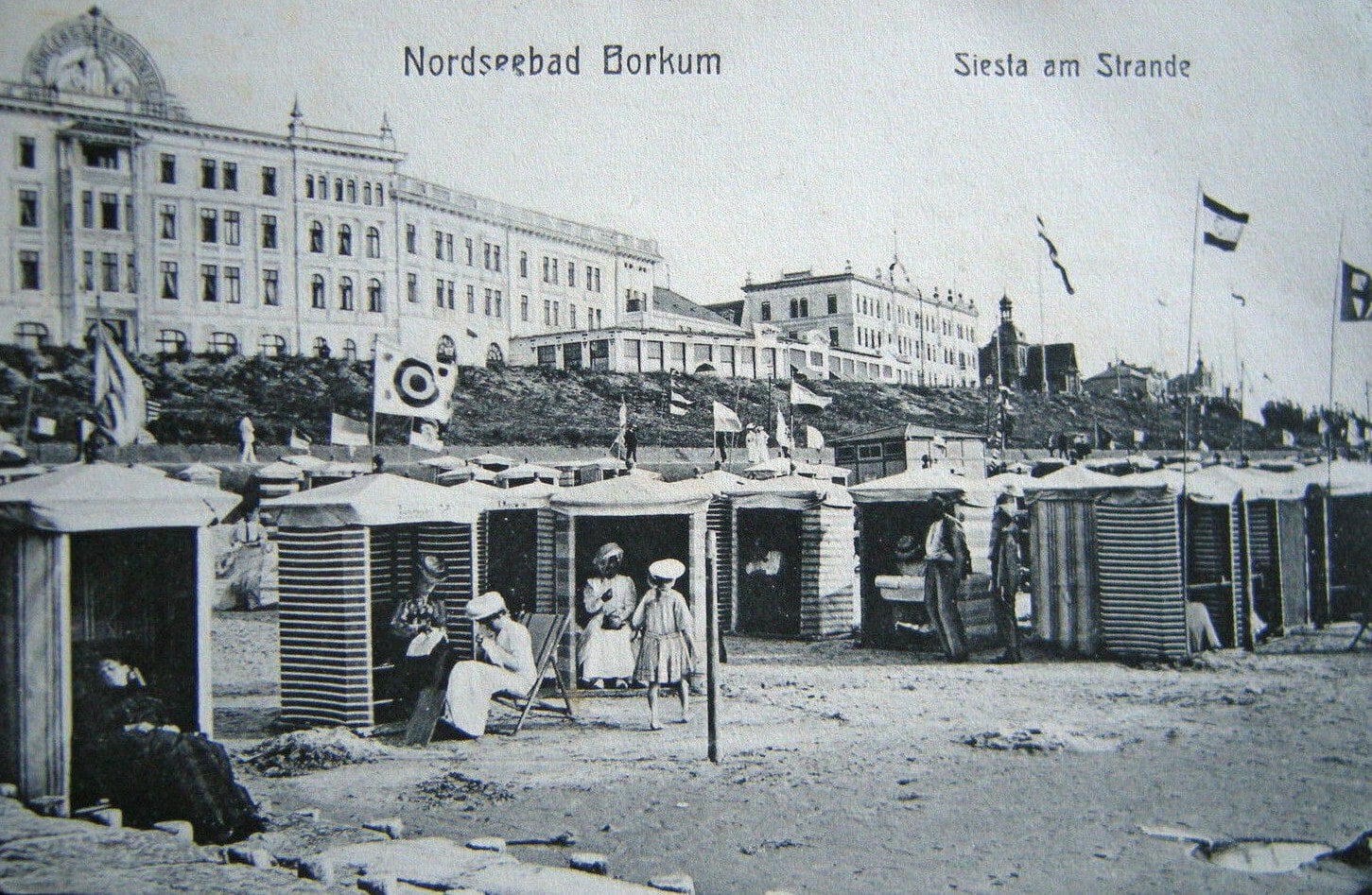 Oude ansichtkaart van het Strand in de Noordzeebadplaats Borkum, en eiland in de Noordzee, Nedersaksen, Duitsland