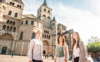 Bezienswaardigheden rond de kathedraal van Trier en het historische stadscentrum. Steden Rijnland-Palts, Duitsland