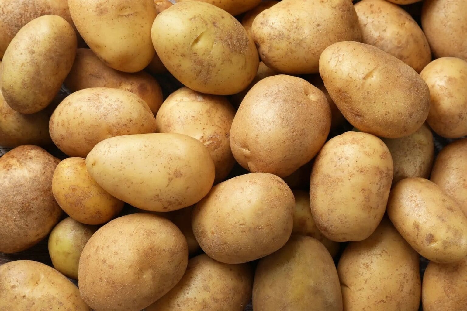 Veel ongekookte aardappelen, Duitsland.