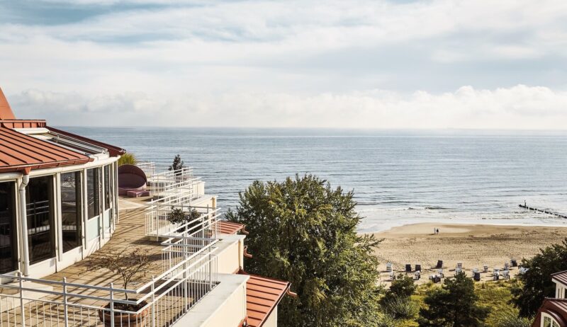 Het dakterras van de Ana Penthouse Suite in het Strandhotel Basin. Een Hotel aan het strand van de Oostzee.