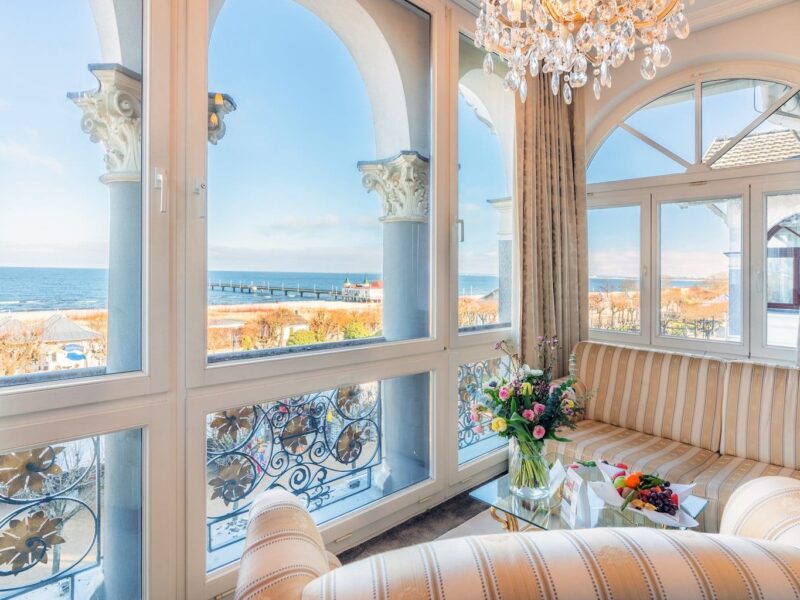 Uitzicht vanuit het raam van de kamer in Hotel Ahlbecker Hof op de zee