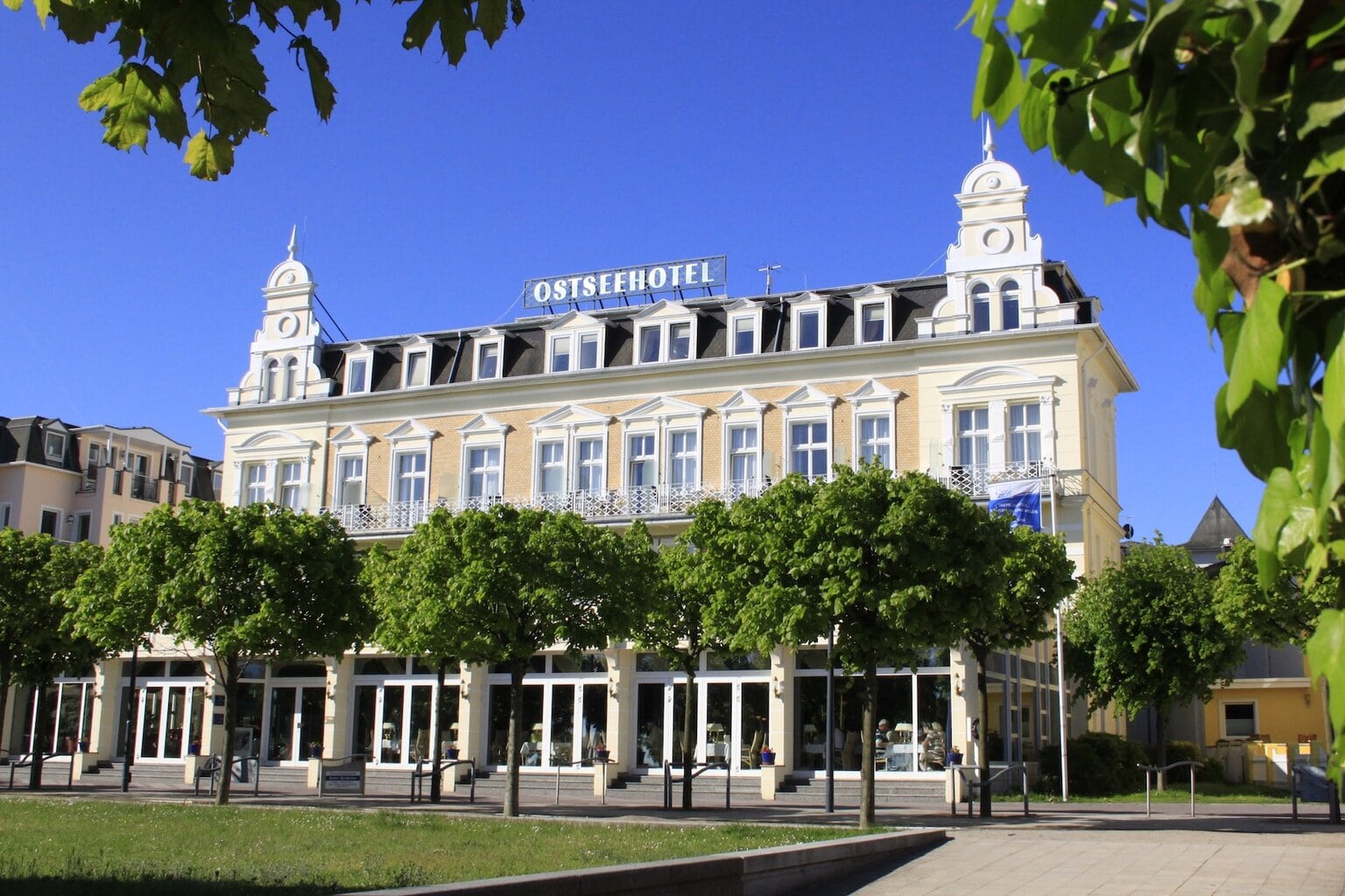 Ostseehotel Ahlbeck van buitenaf