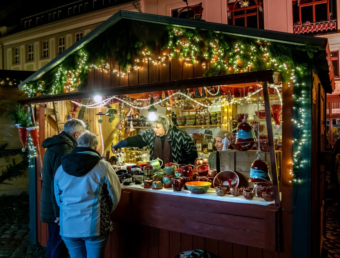 kraam op de Wenzelsmarkt, een kerstmarkt in Bautzen