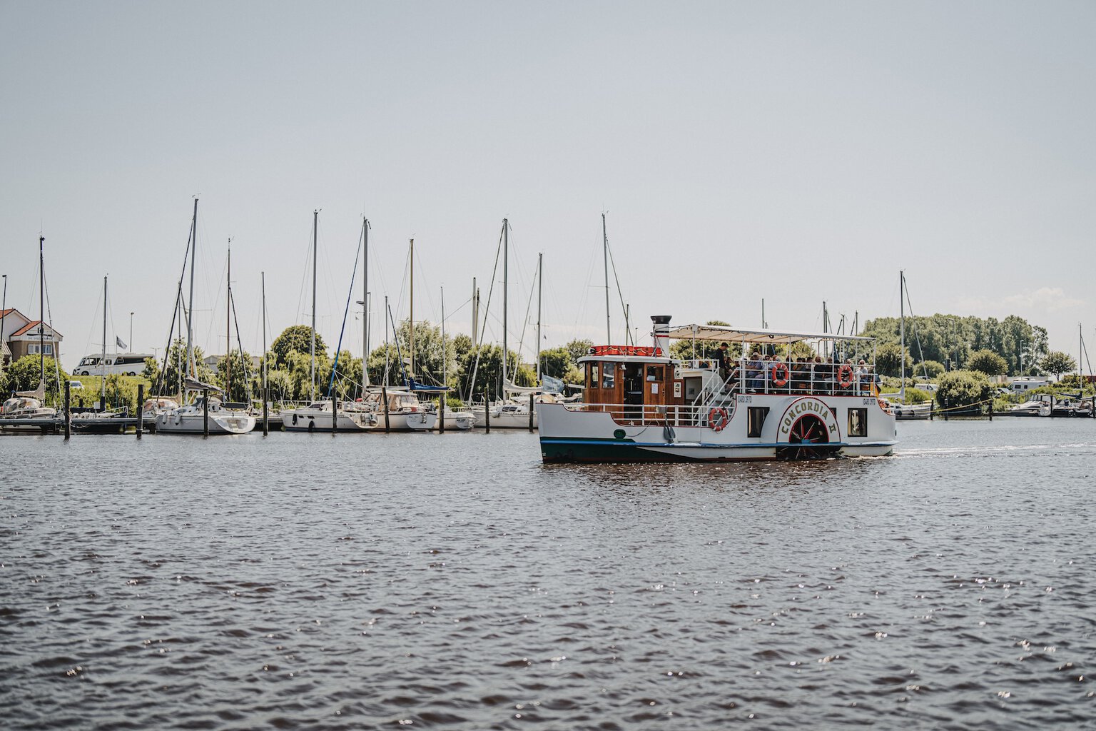 concordia ship op de Noordzee in Oost-Friesland, Duitsland