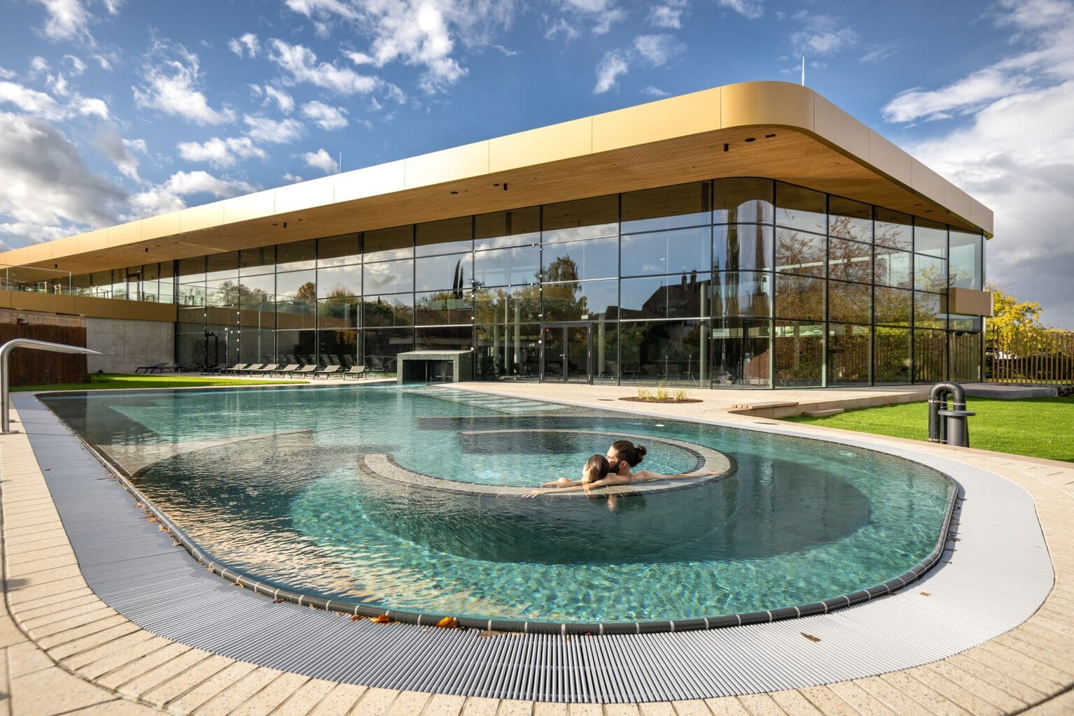 Het Salinarium in Bad Dürkheim in de Palts biedt verschillende faciliteiten: een recreatiebad, een thermaalbad en een saunalandschap. In de thermen baadt u in warm, zoutrijk bronwater.