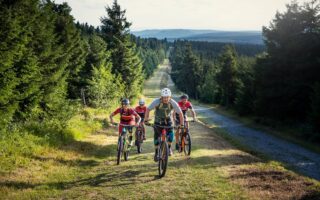 Mountainbiken in het Ertsgebergte bij de Stoneman Miriquidi
