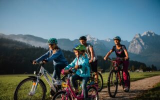 Fietsen in Garmisch-Partenkirchen: 450 kilometer route, herfstrust vanaf oktober en aan het eind bijna altijd een berghut met ‘Kaiserschmarrn’