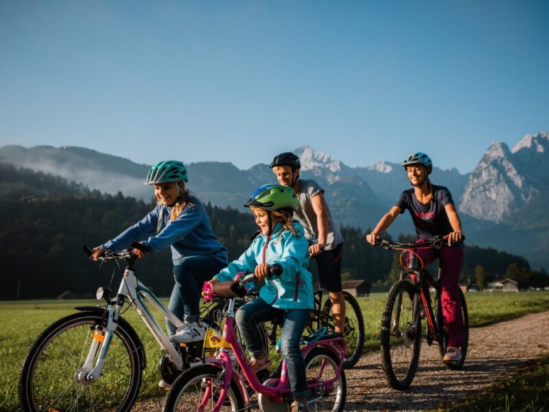 Fietsen in Garmisch-Partenkirchen: 450 kilometer route, herfstrust vanaf oktober en aan het eind bijna altijd een berghut met ‘Kaiserschmarrn’